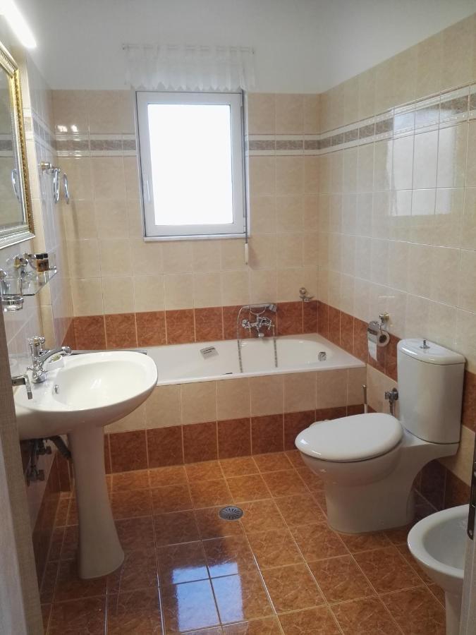 Bouganville Stegna Bed & Breakfast *