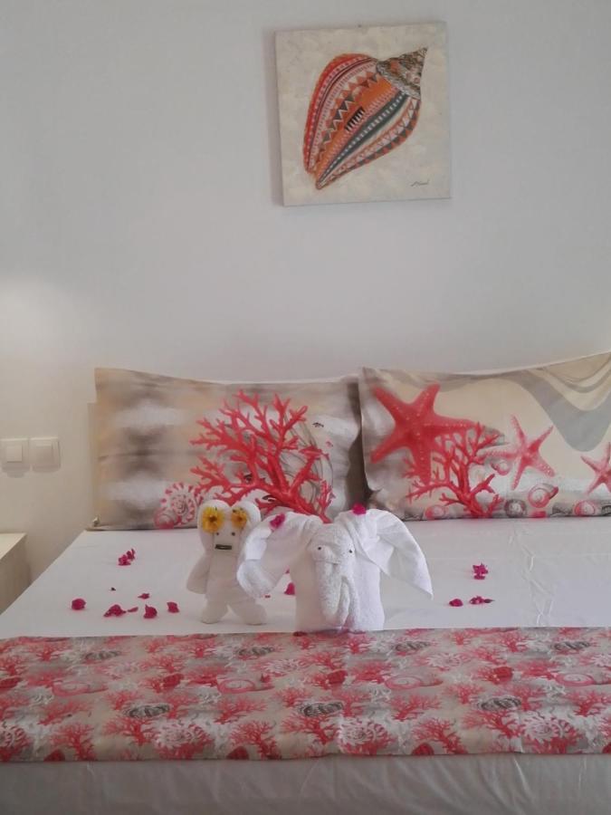 Bouganville Stegna Bed & Breakfast