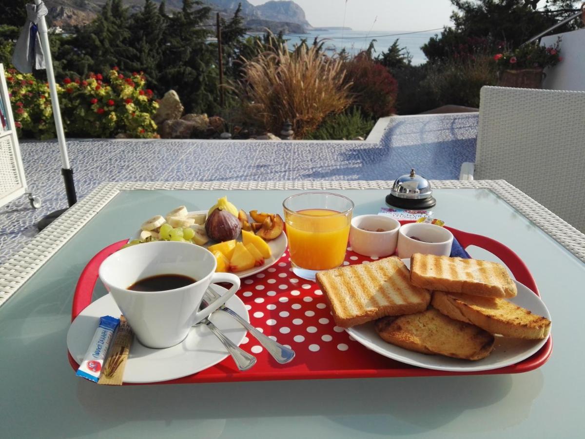 Frühstückspension Bouganville Stegna *